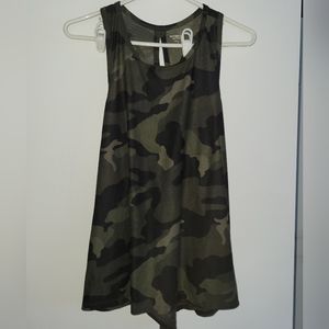 Camo Old Navy Active Womens M Tank Top